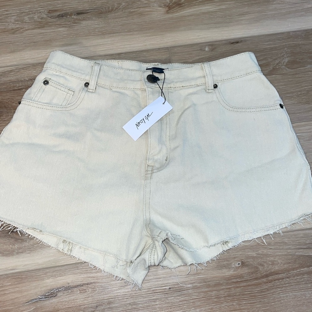 NEW w/ Tags Nasty Gal Jean Shorts